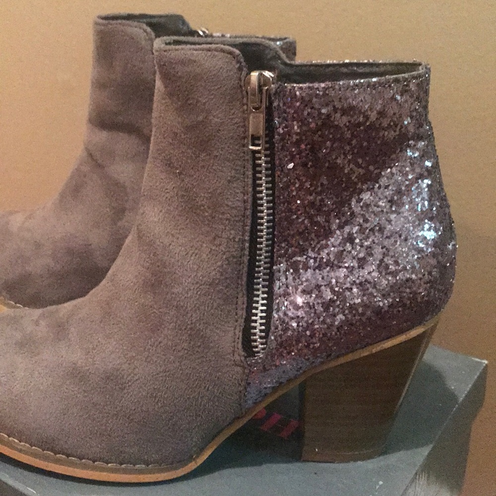 Booties - Picture 2 of 3
